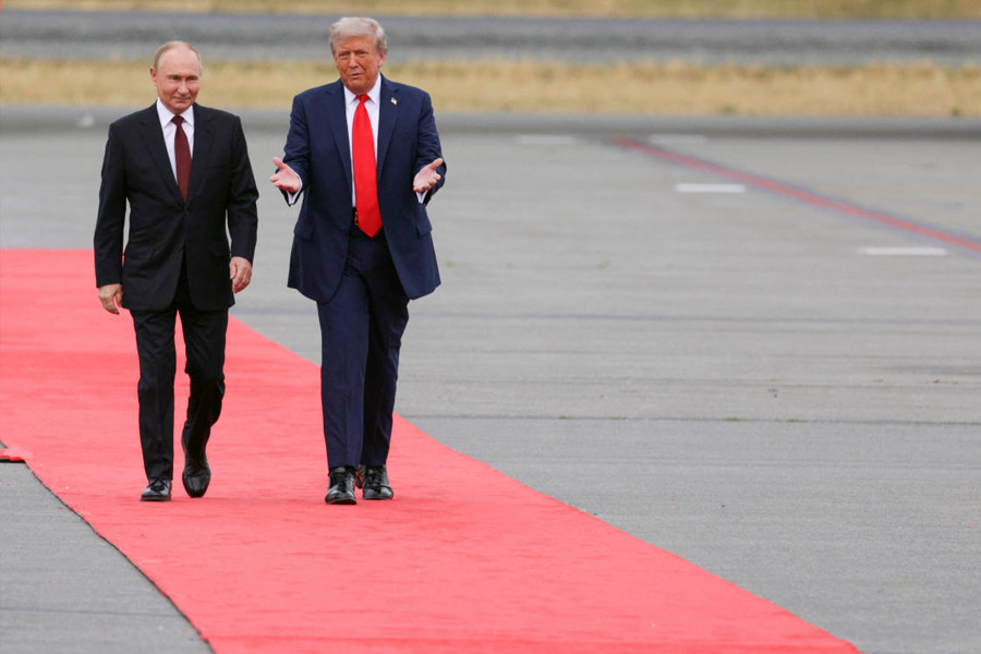 Russian President Vladimir Putin won symbolic optics in Alaska talks with US President Donald Trump on Ukraine war 