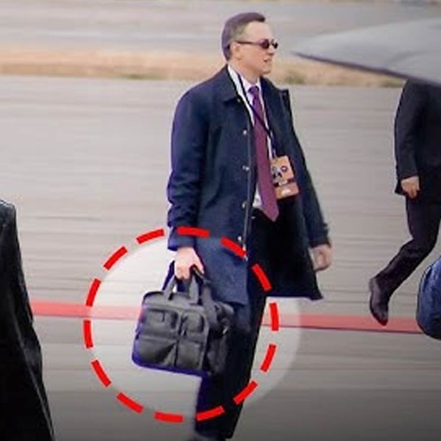Report claims Russia’s President Vladimir Putin bodyguards carried a suitcase to Alaska Summit to collect his faecal waste