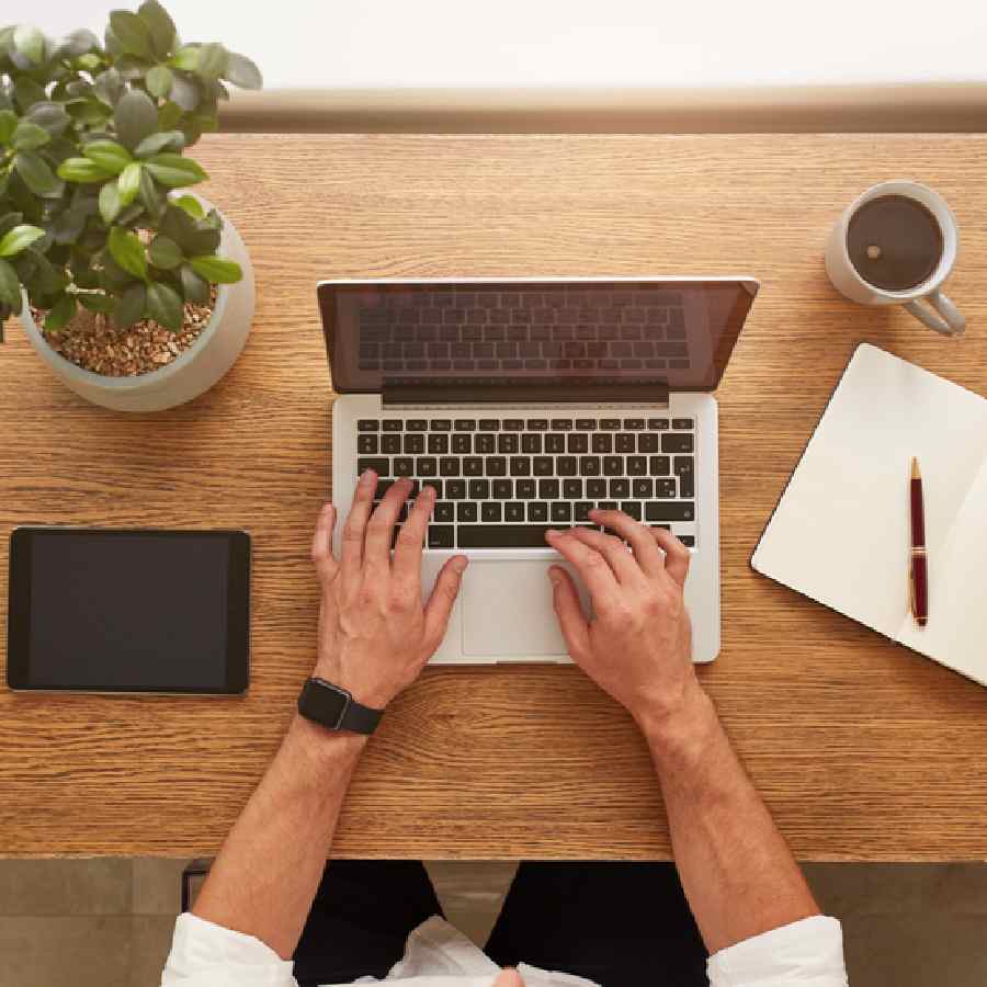 Five easy ways to lose weight while you work dgtl