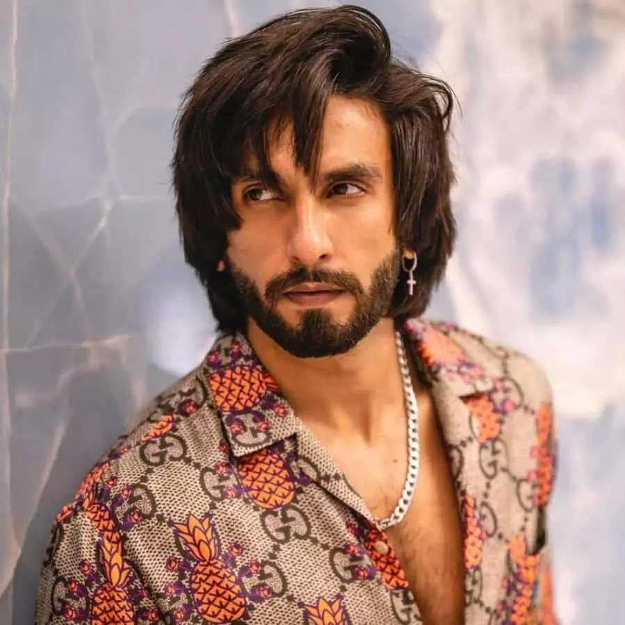 Ranveer Singh starrer Dhurandhar crew member Fall Sick in Leh dgtl