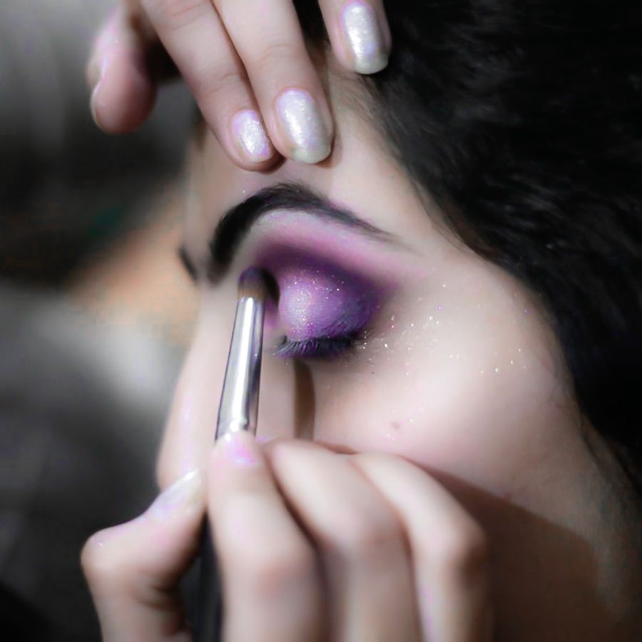 পুজোর সময় সেই চোখের সৌন্দর্য বাড়িয়ে তুলতে কী কী করণীয় জেনে নিন।