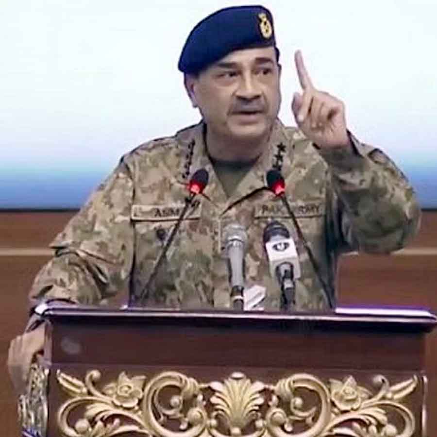 Pakistan Army Chief Field Marshal Asim Munir allegedly hiding in a bunker during Operation Sindoor claims martyrdom in battlefield