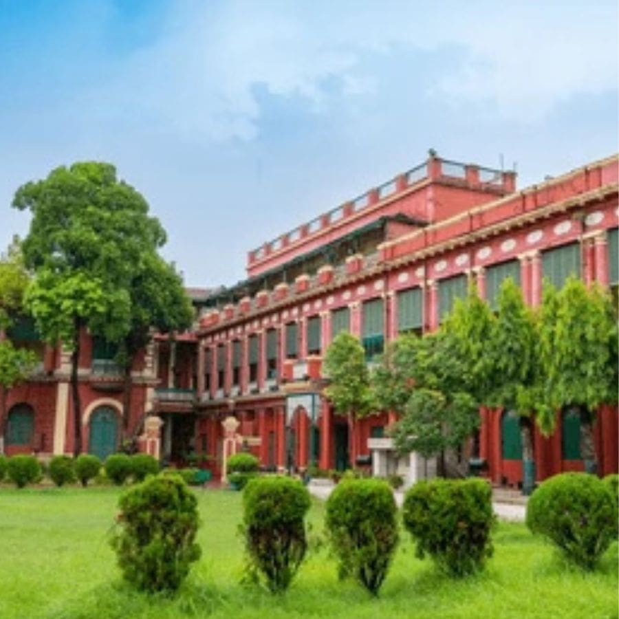 The Untold Connection Between Jorasanko Thakur Bari and Pathuriaghata Thakur Bari in Kolkata dgtl