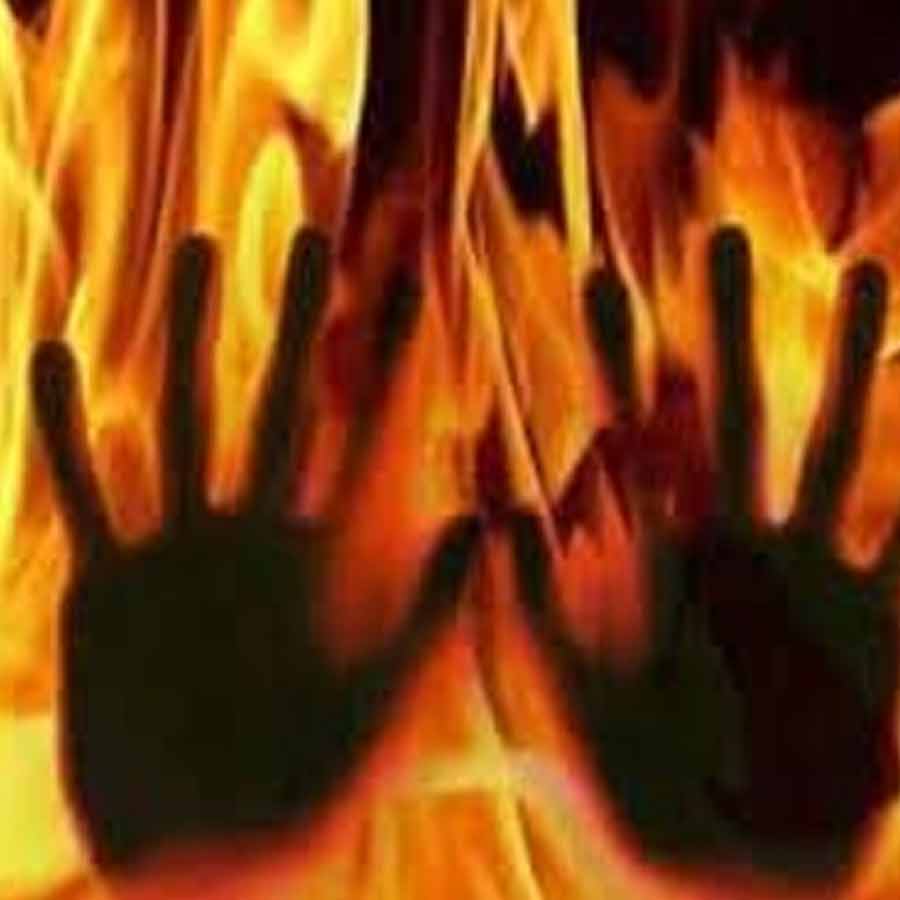 Student pours petrol on teacher in Madhya Pradesh and sets fire, claims he was in love with her dgtl