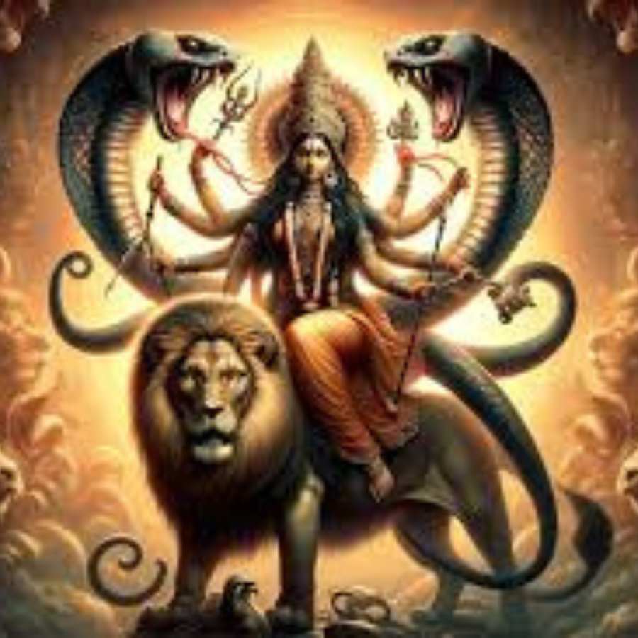 সর্প - সাপ যে ভাবে কুণ্ডলী পাকিয়ে থাকে, মানুষের অন্তরেও সে ভাবেই শুদ্ধ চেতনা সুপ্ত হয়ে থাকে। সেই ভাবনাই জড়িয়ে আছে শেষনাগের দেওয়া এই নাগপাশ অস্ত্রে। 