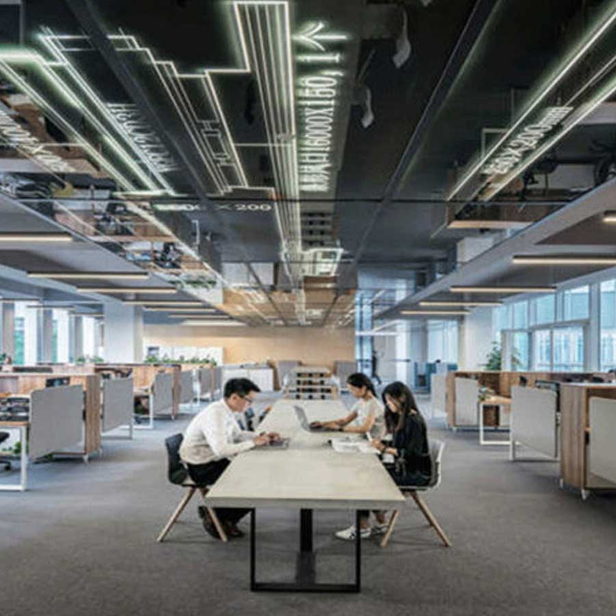 Pretend to work trend China