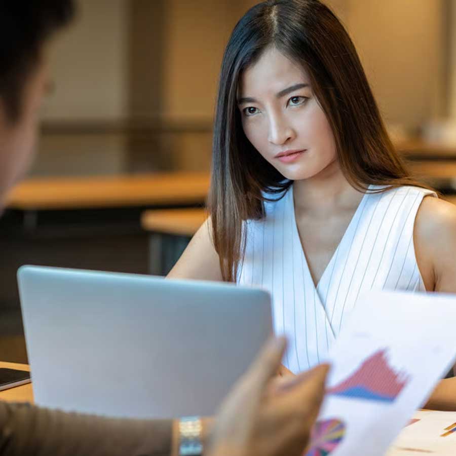 Pretend to work trend China