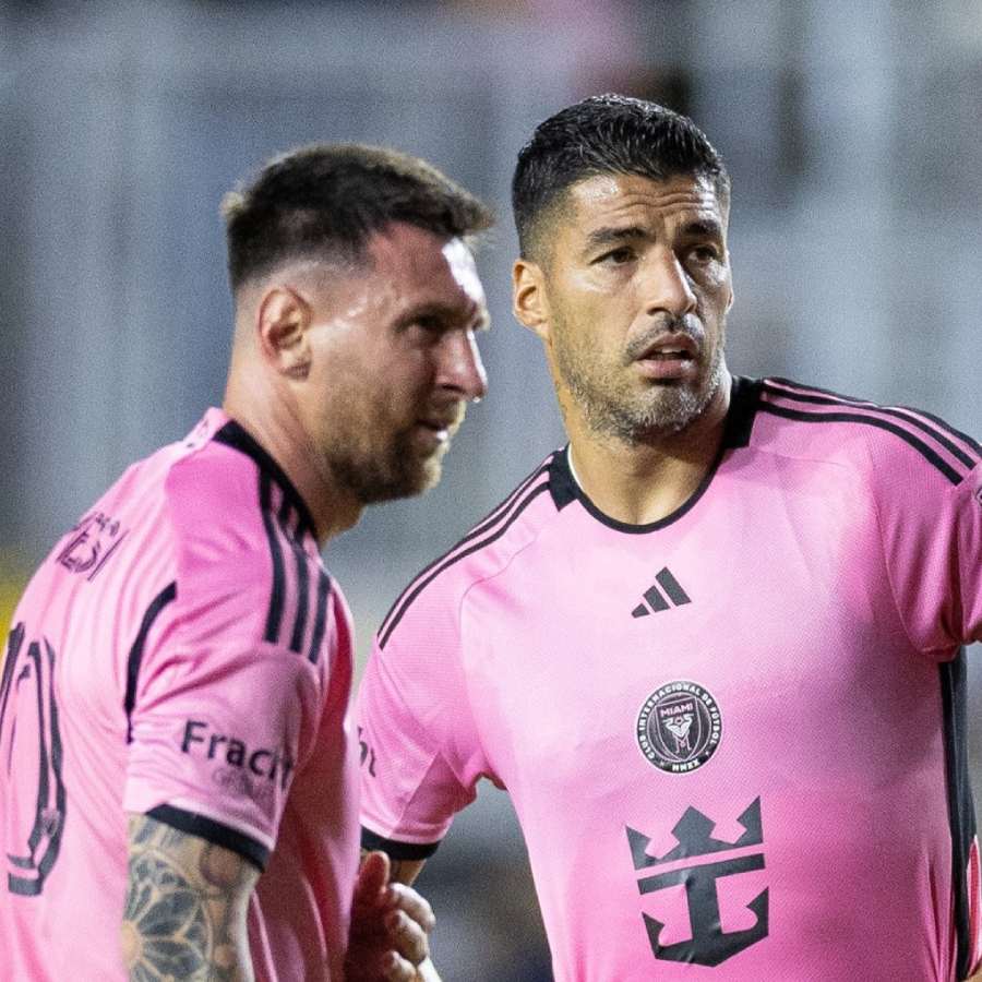 picture of Lionel Messi and Luis Suarez