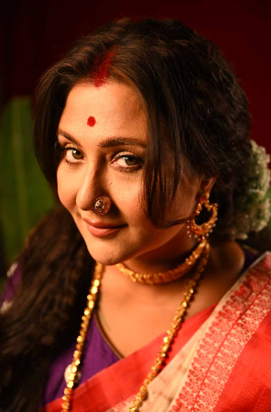 Actress Swastika Mukherjee came up with four different look of four different regions of the country