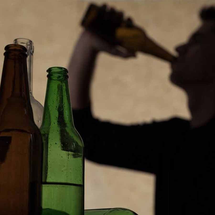 Railway Police investigators disguised themselves as drug addicts to investigate the murder