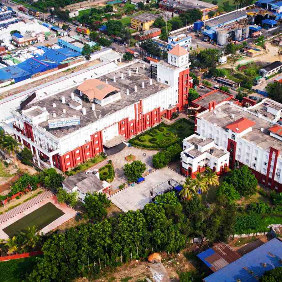 ‘ওমদয়াল গ্রুপ অফ ইনস্টিটিউশনস্’ (সংগৃহীত চিত্র)