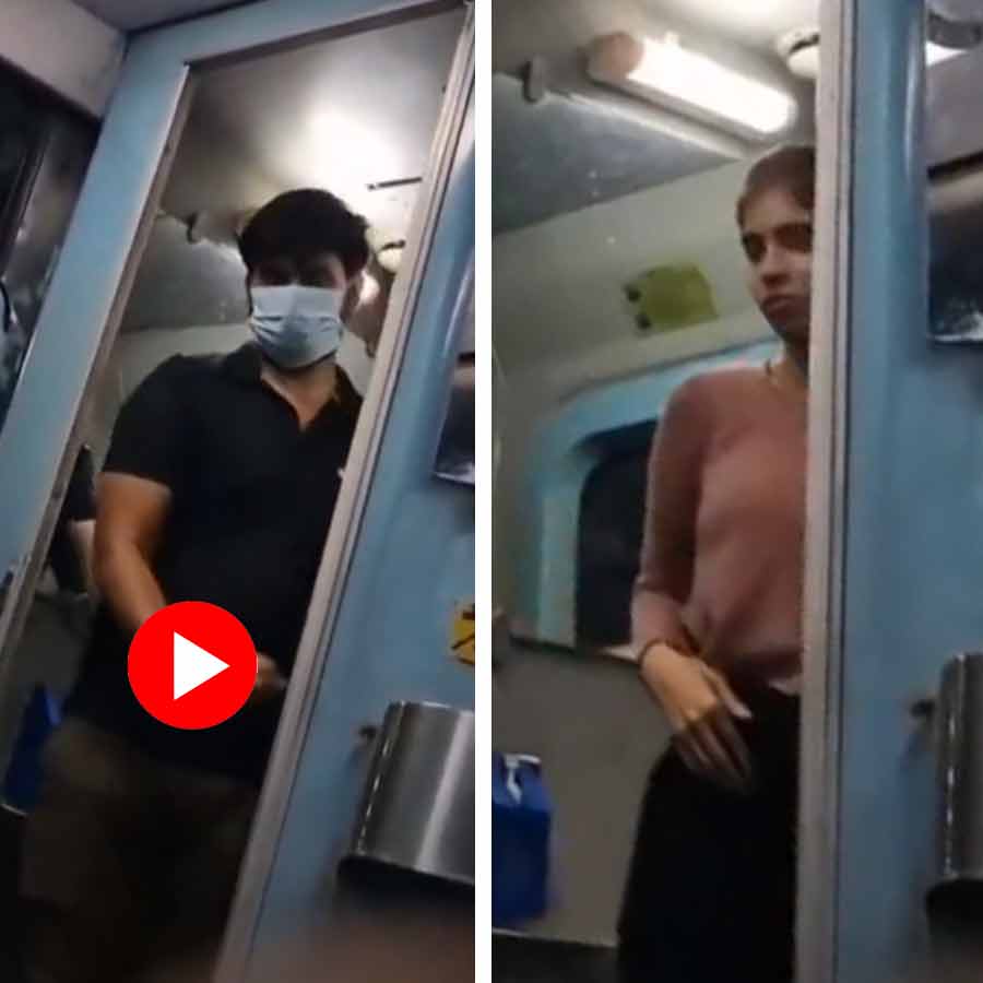 Video shows couple comes out from same toilet in a train, Netizens react