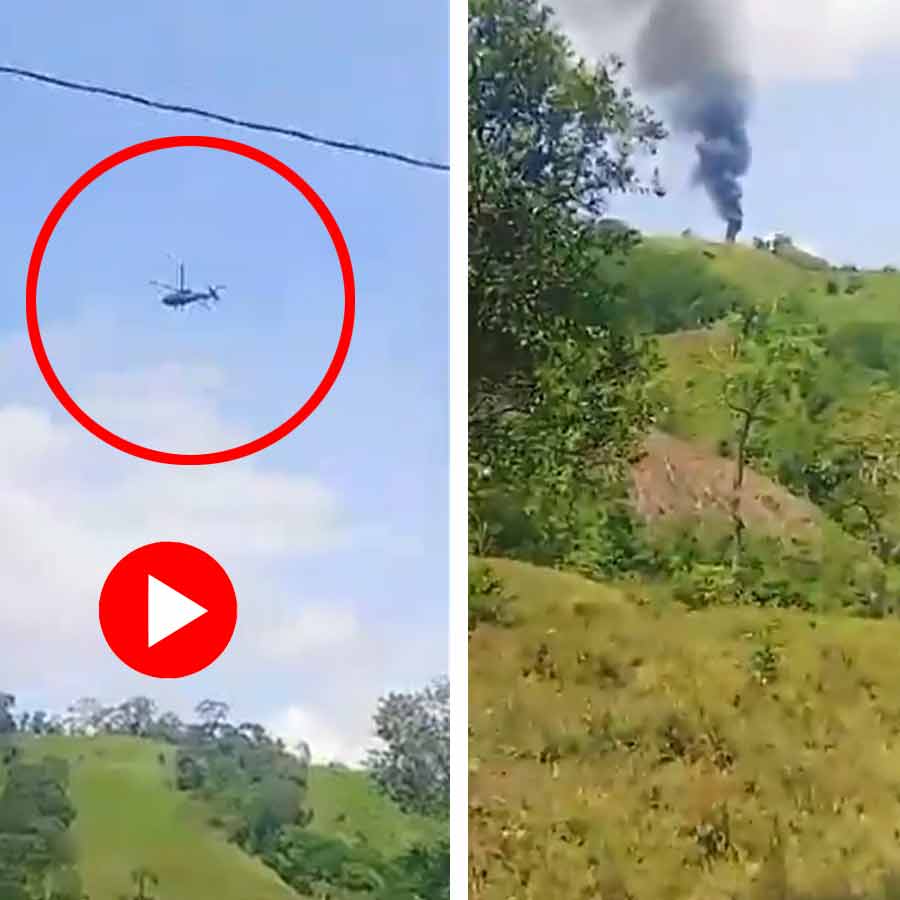 Video of police helicopter attack in Colombia, incident caught on camera dgtl