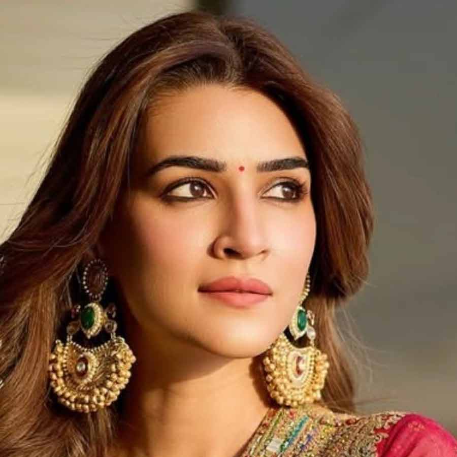 Kriti Sanon talks about gender pay gap in Bollywood says producers are scared to give female led films big budgets dgtl