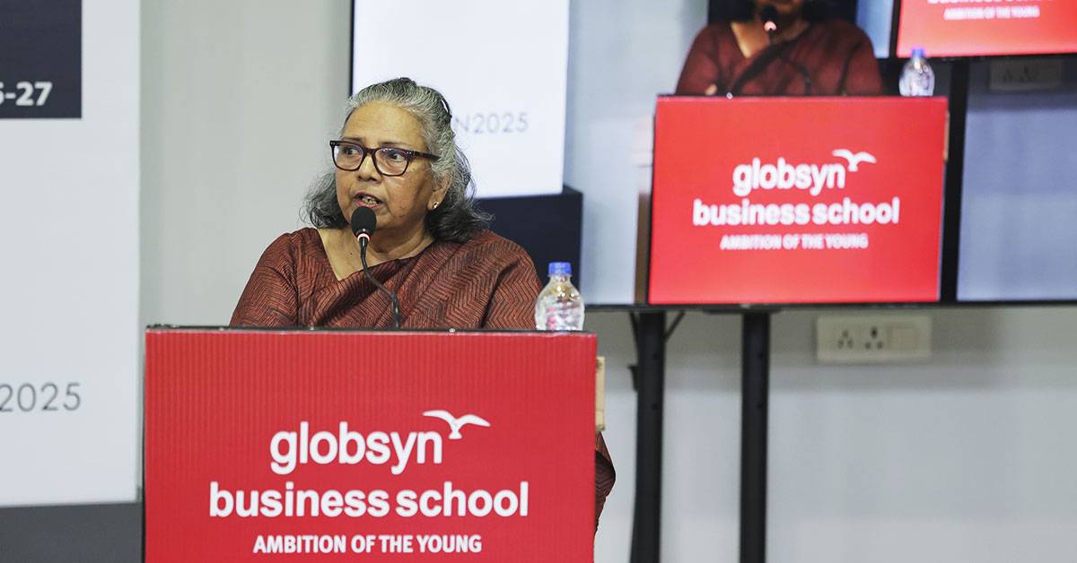 অনুষ্ঠানে উপস্থিত থেকে এক্সটার্নাল এইচআর অ্যাডভাইজ়র – সি-সুইট অব টাটা এনওয়াইকে, সিঙ্গাপুর, প্রাক্তন প্রধান – এইচআর ও আইআর, টাটা স্টিল, এবং ‘জিবিএস’-এর একাডেমিক কাউন্সিল সদস্য, সুচিত্রা গুহ,  ‘পিজিডিএম এবং পিজিডিএম – বিজ়নেস অ্যানালিটিক্স’ পাঠরত নবনিযুক্ত ২০২৫–২৭ ব্যাচের শিক্ষার্থীদের উদ্দেশ্যে বক্তব্য রাখেন।