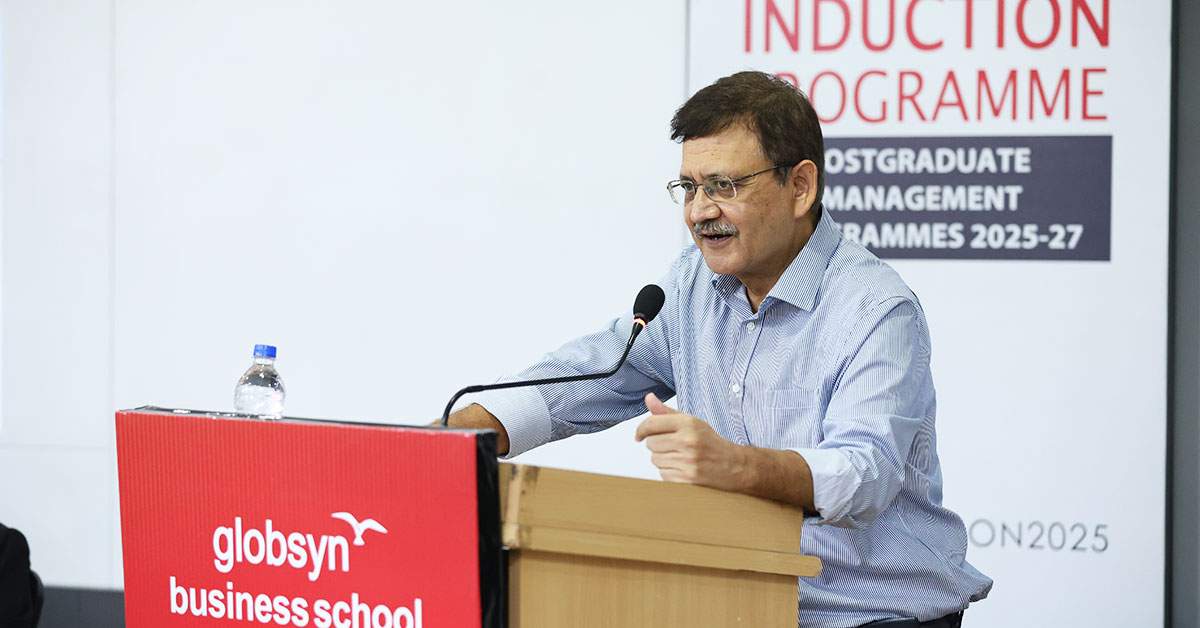 অনুষ্ঠানে উপস্থিত থেকে ‘মহর্ষি দয়ানন্দ এডুকেশন ট্রাস্ট’-এর সিইও, ফাইন্যান্স ও আইটি, পার্সোনাল কেয়ার বিজ়নেস, ‘আইটিসি লিমিটেড’-এর প্রাক্তন প্রধান এবং ‘জিবিএস’-এর একাডেমিক কাউন্সিল সদস্য, অনিল কুমার গর্গ, এমবিএ (গ্লোবাল) পাঠরত নবনিযুক্ত ২০২৫–২৭ ব্যাচের শিক্ষার্থীদের উদ্দেশ্যে বক্তব্য রাখেন।