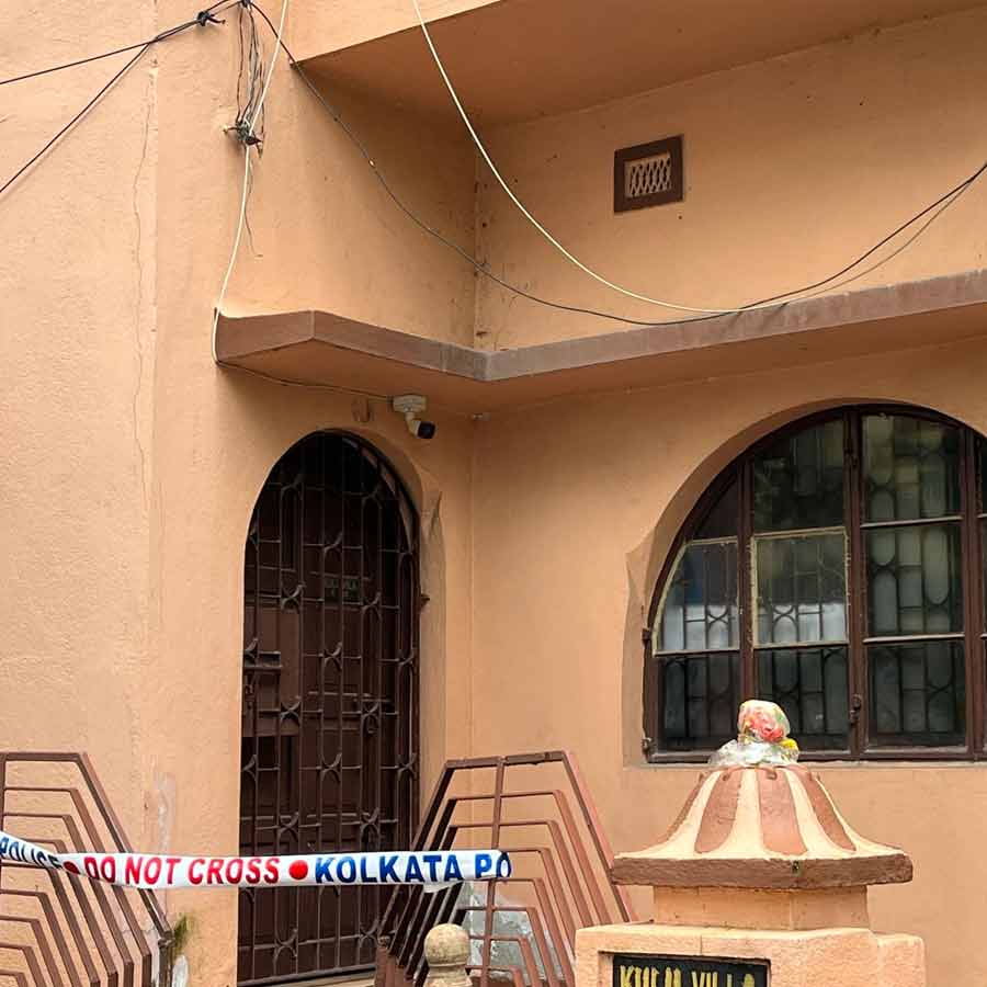 Body of old woman recovered from Panchasayar New Garia dgtl