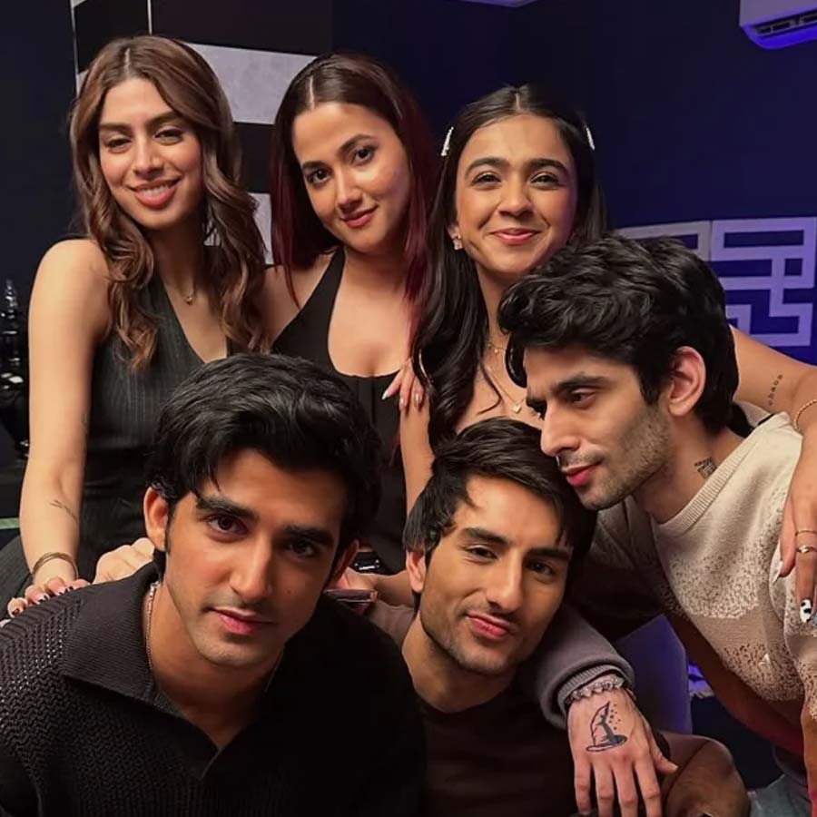 চলতি বছরের মার্চ মাসে ওটিটি প্ল্যাটফর্মে মুক্তি পায় ‘নাদানিয়া’। খুশি কপূর এবং ইব্রাহিম আলি খান অভিনীত এই ছবিতে অভিনয়ের সুযোগ পান অপূর্বা। পাশাপাশি ‘দ্য ট্রেটর্স’ নামের রিয়্যালিটি শোয়েও প্রতিযোগী হিসাবে অংশগ্রহণ করেছিলেন তিনি।