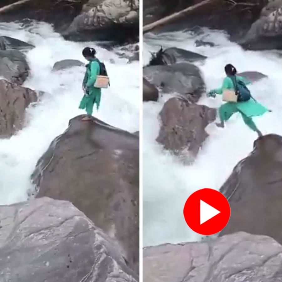 Video shows nurse cross river to give injection to two month baby in Himachal Pradesh