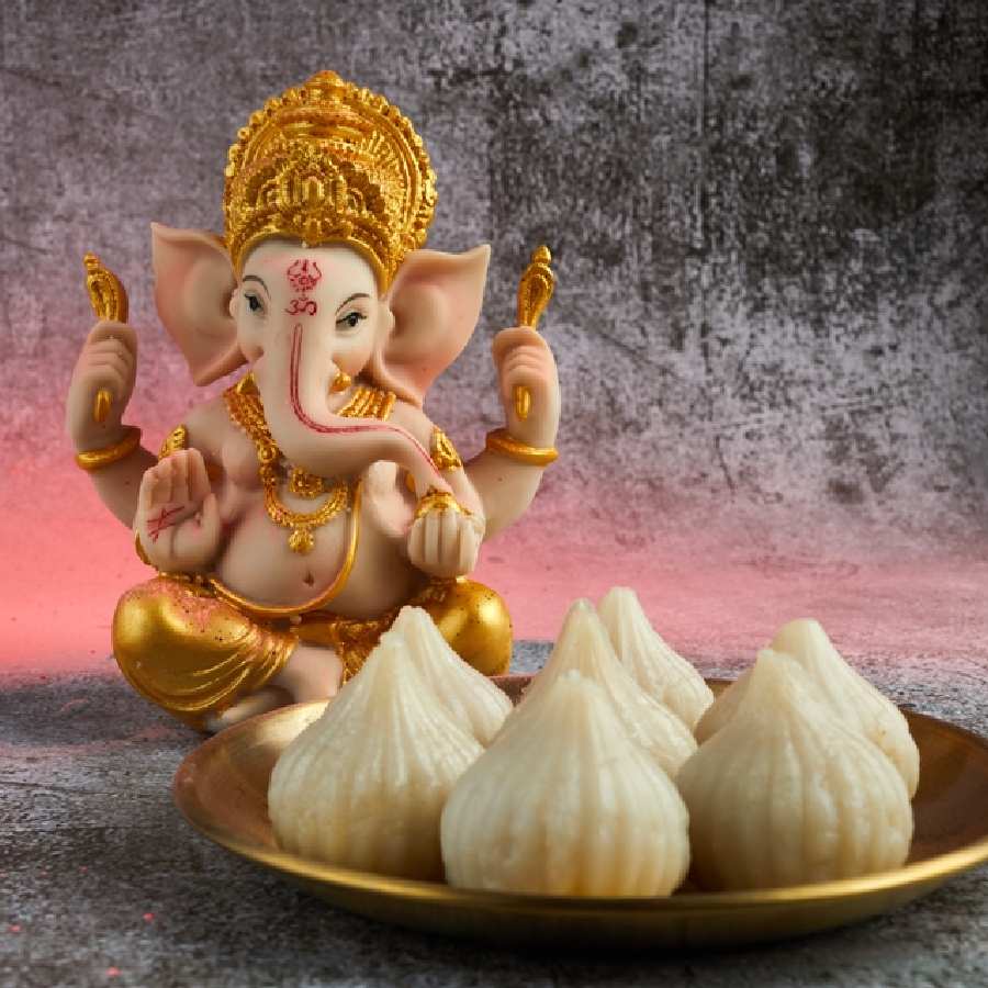 বাড়িতেই বানিয়ে নিন গণেশের প্রিয় ভোগ।