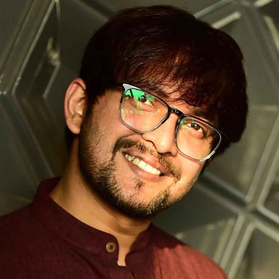 Bengali serial actor Sourav Chakraborty is the lead of bengali serial named lakhmijhapi talks about his ex wife Madhumita Sarcar dgtl