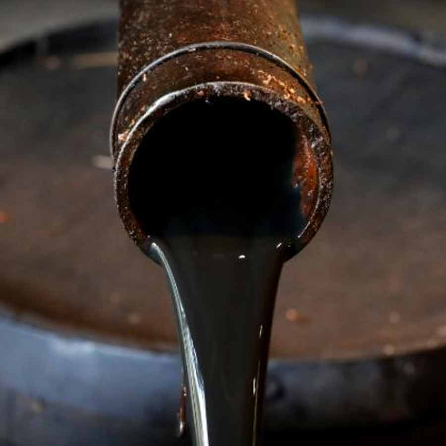 Donald Trump Sends US Warships and Nuclear Submarines Near Venezuela, Invasion Speculation Rises