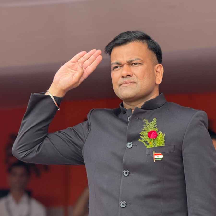 All need to know about Power Couple of civil services IAS Tushar Singla and IPS Navjot Simi