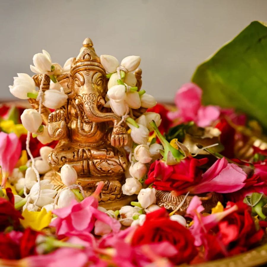 Things to Do and Mistakes to avoid During Ganpati Sthapana at Home dgtl