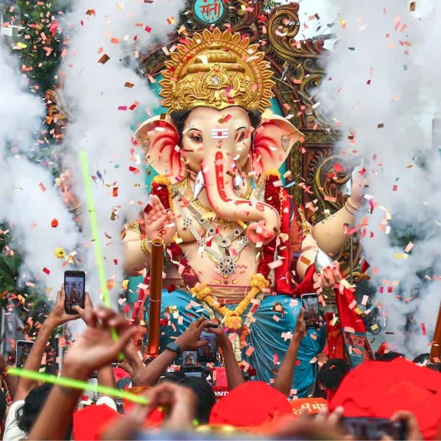 From lake kalibari to maniktala famous ganesh pujas to visit in kolkata dgtl