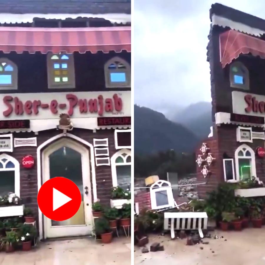 Video shows most of the part of Popular Restaurant Sher-e-Punjab in Manali washed away in flash flood