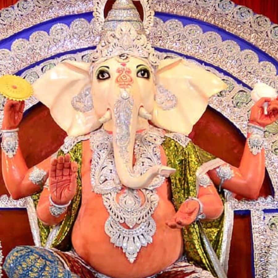 Explore Famous Ganesh Puja Pandals in Kakinara West Bengal dgtl