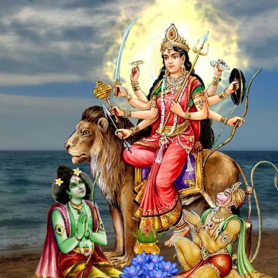 ৪।  বিপদের আঁচ টের পেয়ে রামচন্দ্র বুঝলেন, এই যুদ্ধে জয় অসম্ভব। দেবী দুর্গাকে তুষ্ট করতে বসন্তকালের বদলে শরৎকালেই তাঁর পুজো করতে মনস্থির করলেন রাম। 