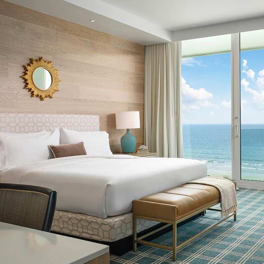 Chinese hotel arranging pet friends for guests