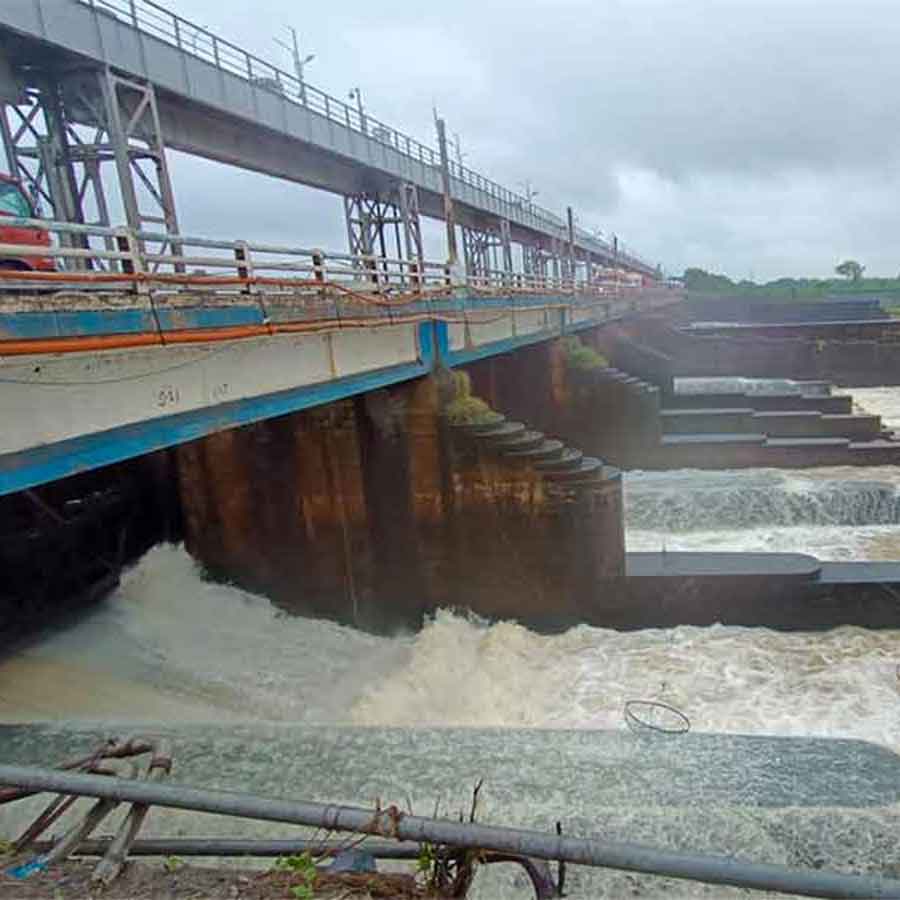 Speculations whether vehicles will run across tilpara reservoir before Durga Puja or not