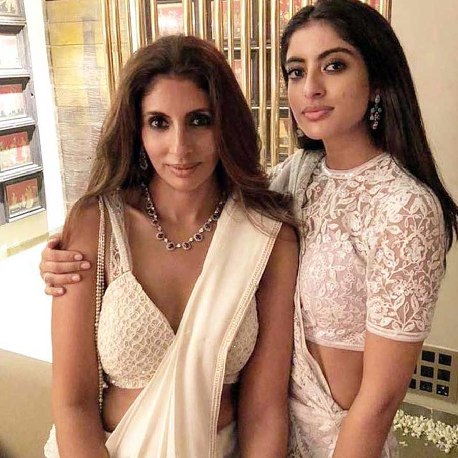 Shweta Bachchan Nanda with her daughter