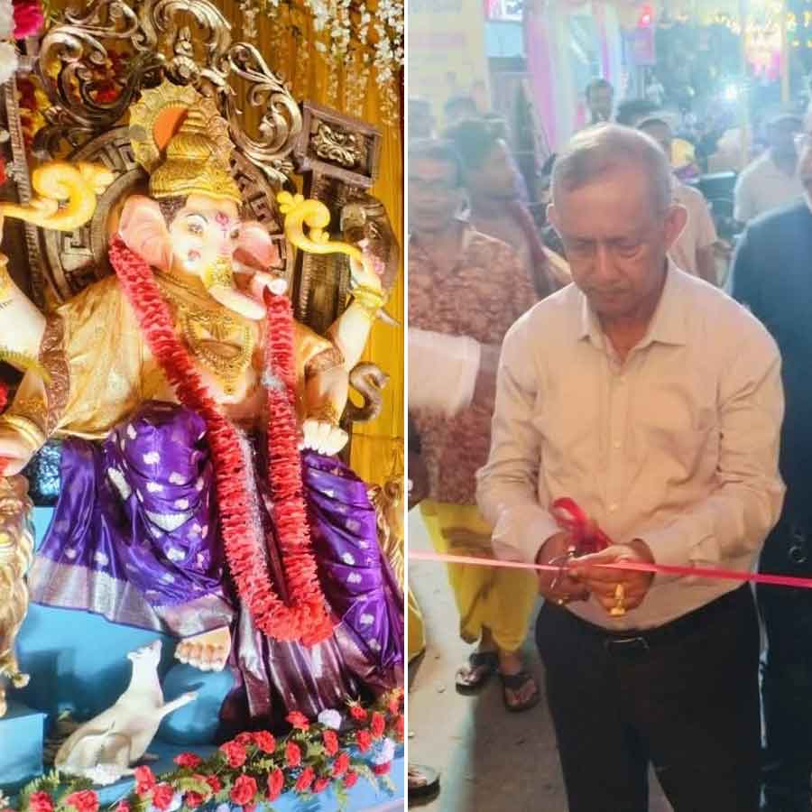 Siliguri mayor Goutam Deb inaugurated the Ganesh Puja of a club named as Night Owl Association dgtld