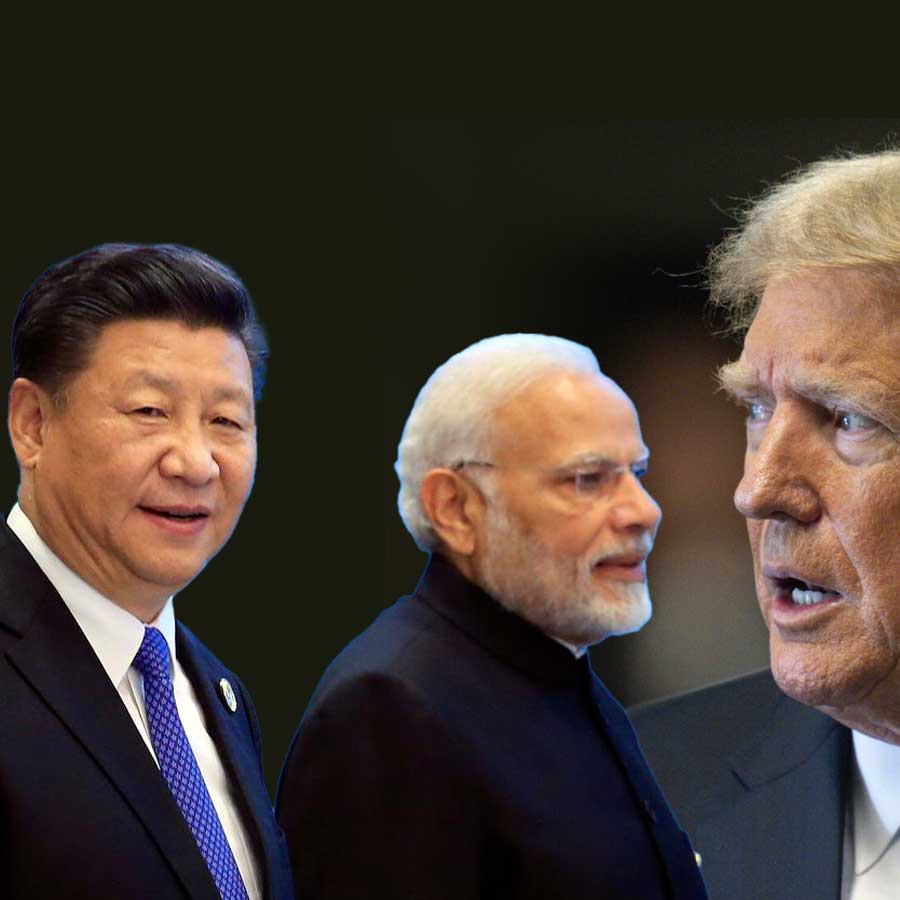 (বাঁ দিক থেকে) শি জিনপিং, নরেন্দ্র মোদী এবং ডোনাল্ড ট্রাম্প।