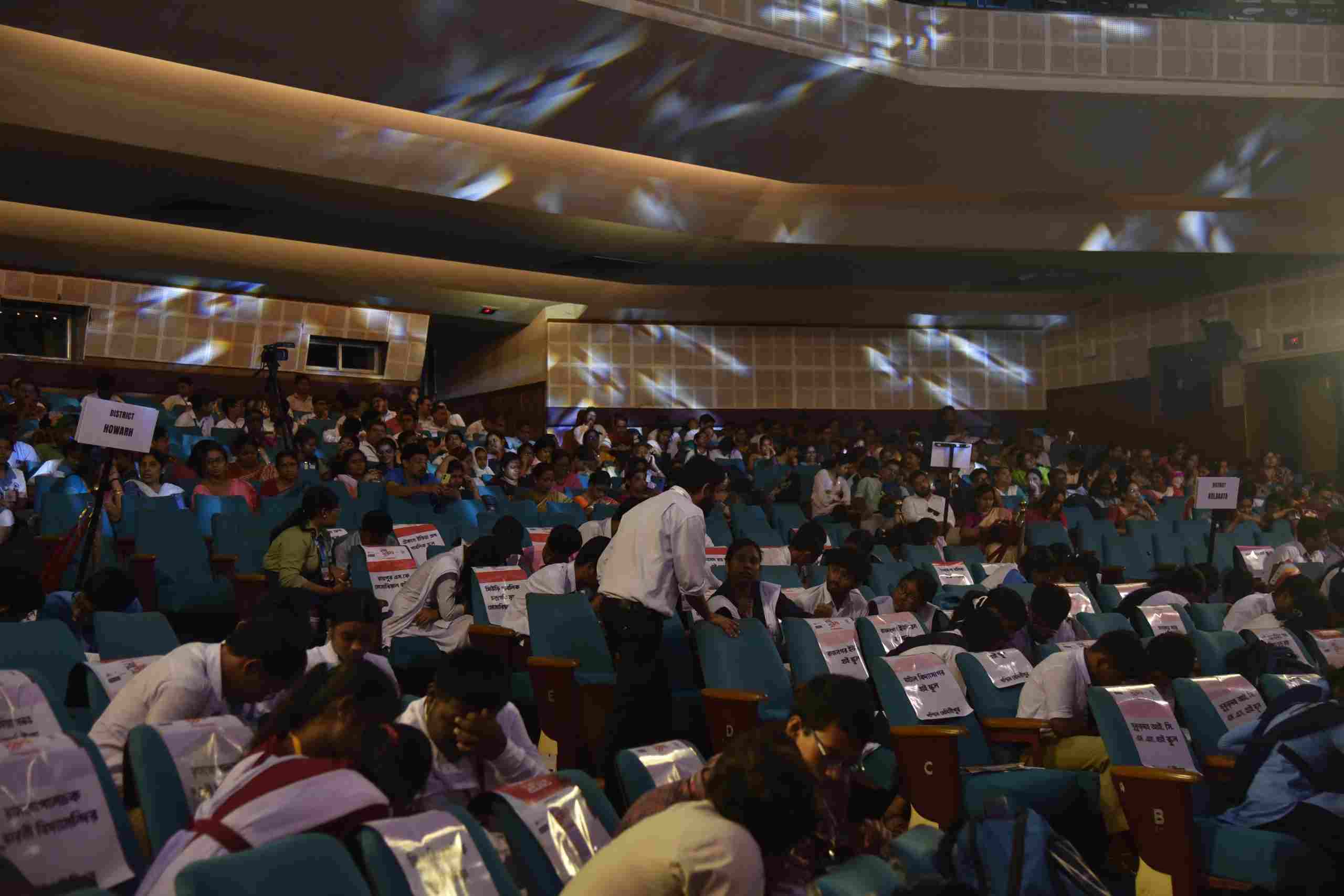 প্রতিযোগীদের মধ্যে উত্তেজনা তুঙ্গে (নিজস্ব চিত্র)।