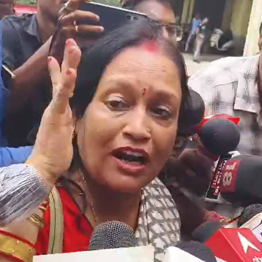 Aunt of TMC MLA Jiban Krishna Saha appears before ED in CGO Complex in recruitment case dgtl