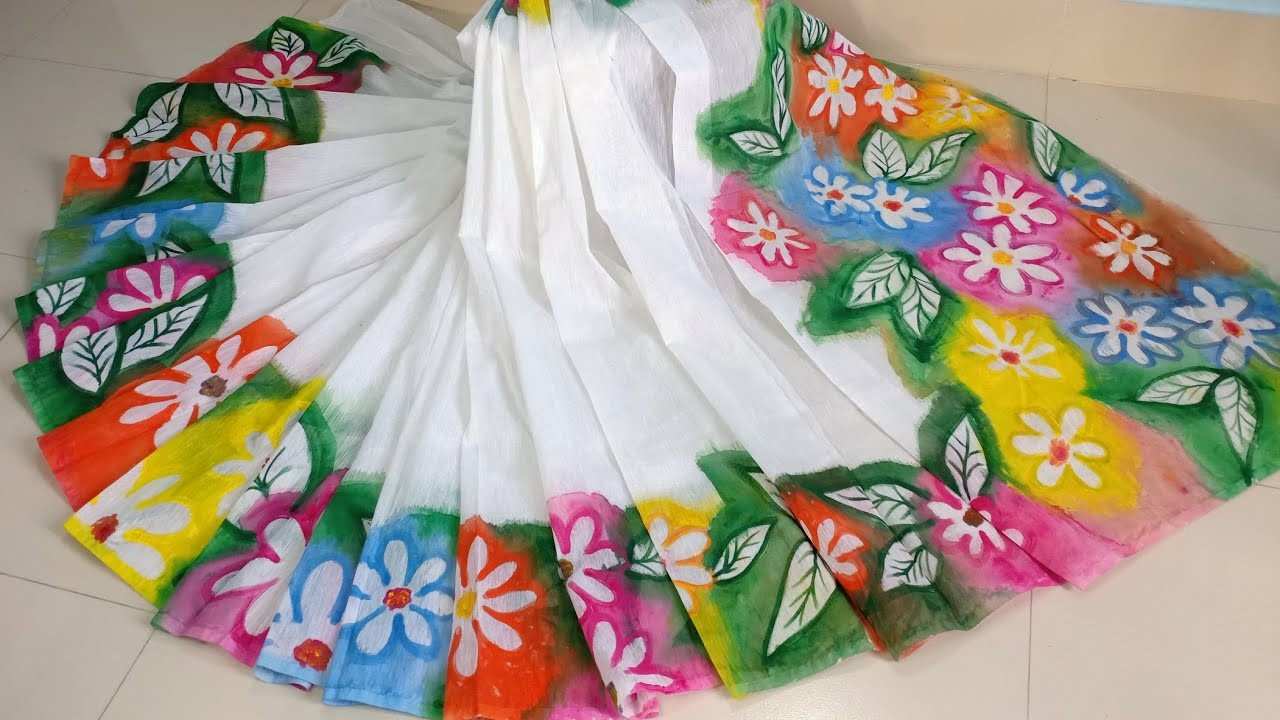 আপাতত ট্রেন্ডিং পোশাক কী কী?  ব্লাউজ: এখন ফ্যাশনে ব্লাউজের ডিজাইন খুব গুরুত্বপূর্ণ। বিভিন্ন ধরনের প্যাচ, এম্ব্রয়ডারি বা ডিজাইন থাকে তাতে।  শাড়ি: হাতে আঁকা শাড়ি, হ্যান্ডলুম বা সিল্কের শাড়ির চাহিদা এখন খুব বেশি।  পাঞ্জাবি: ফিউশন পাঞ্জাবি, প্রিন্টেড পাঞ্জাবি এবং জ্যাকেট-সহ পাঞ্জাবি বেশ চলছে।