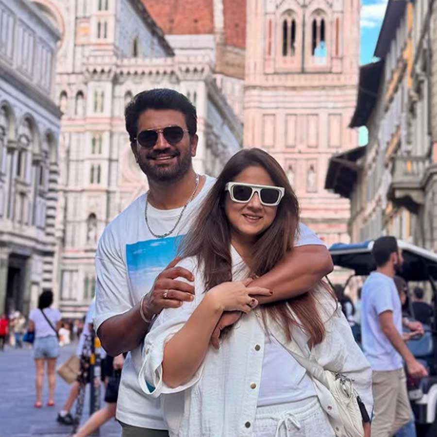 Sharad Kelkar with Keerti Kelkar