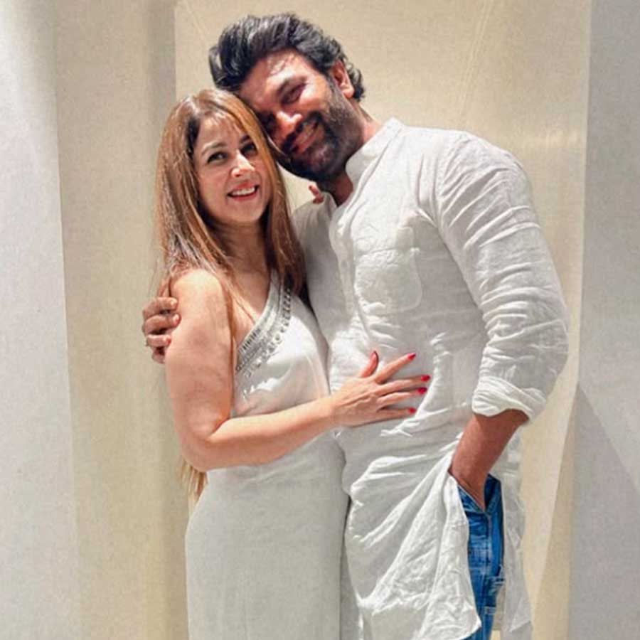 Sharad Kelkar with Keerti Kelkar