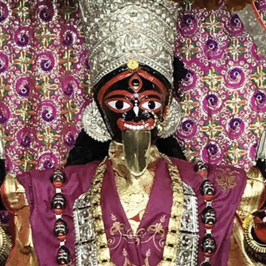Origin and Significance of Offering Coconut and Sugar to Devi Siddheshwari Kali at Thanthania Kalibari dgtl