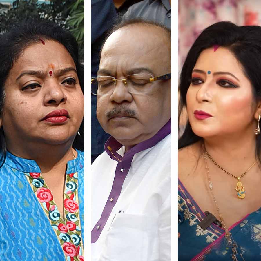 Alipore court dismisses Shovan Chatterjee\\\\\\\\\\\\\\\\\\\\\\\\\\\\\\\\\\\\\\\\\\\\\\\\\\\\\\\\\\\\\\\\\\\\\\\\\\\\\\\\\\\\\\\\\\\\\\\\\\\\\\\\\\\\\\\\\\\\\\\\\\\\\\\'s divorce case, Ratna Chatterjee says truth has won