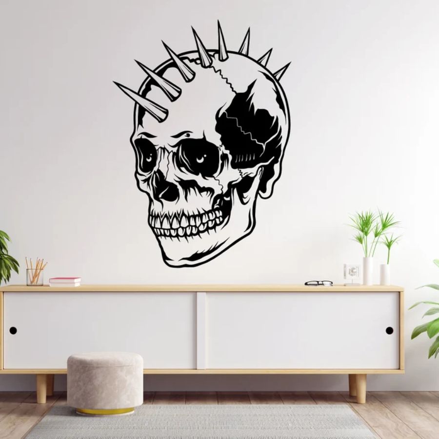 কেবল যুদ্ধ নয়, কোনও ধরনের হিংসাত্মক ছবিই লাগাবেন না ঘরের কোনও দেওয়ালে। এই ধরনের ছবি নেতিবাচক শক্তিকে আকর্ষণ করে। 