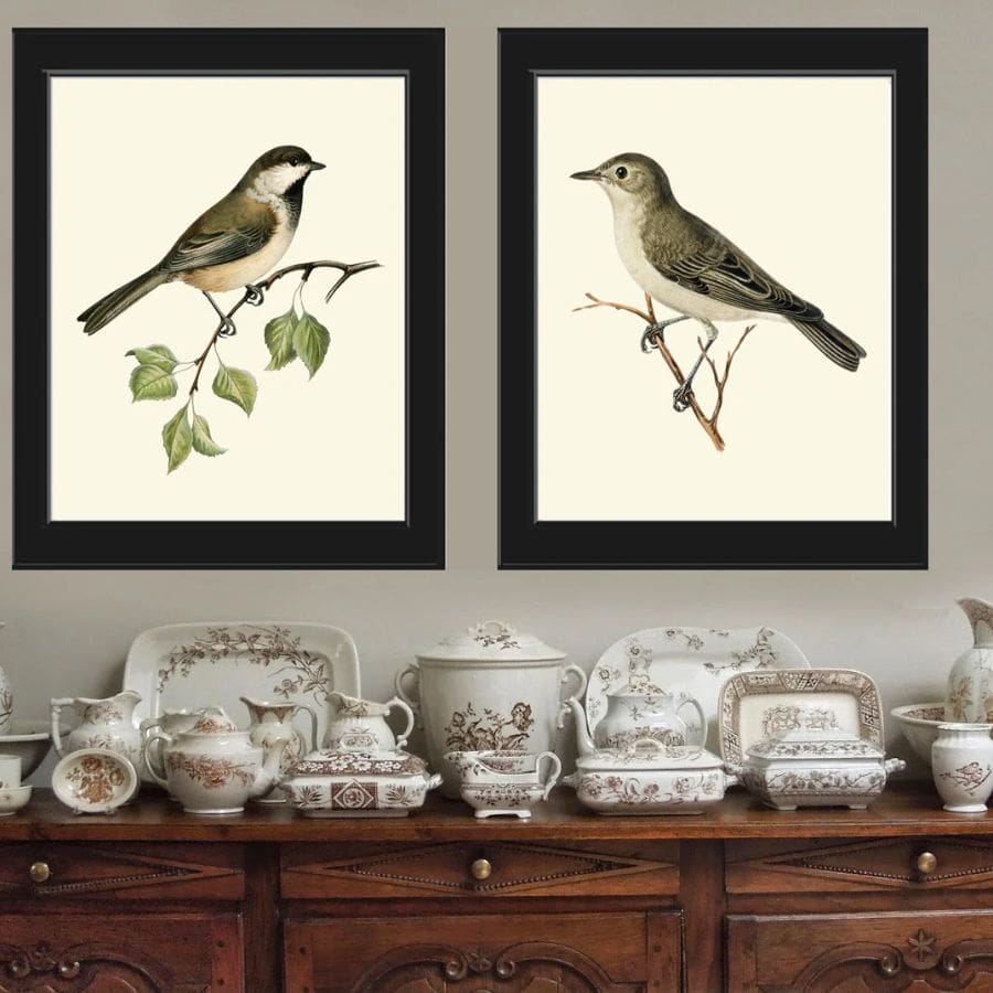 বিবাহিত হলে আপনাদের শোয়ার ঘরে একটি পাখি বা পশুর ছবি রাখবেন না। এতে দাম্পত্য জীবনে কুপ্রভাব পড়তে পারে। 