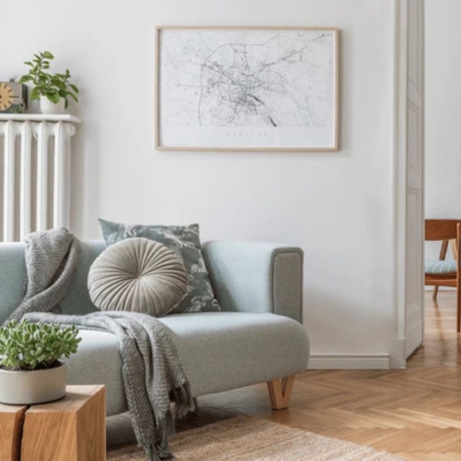 অনেকেই ঘর সাজাতে ডাবল সাইড টেপ ব্যবহার করেন। এটাও করা উচিত নয়। না, বাস্তু মেনে নয়। বরং এটি ব্যবহার করলে দেওয়ালের রং চটে যেতে পারে। (এই প্রতিবেদনটি ‘আনন্দ উৎসব’ ফিচারের একটি অংশ।)