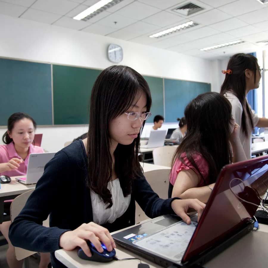 Donald Trump not allowing to issue student visa for 6 lakh Chinese, White House clarifies amid a huge backlash 