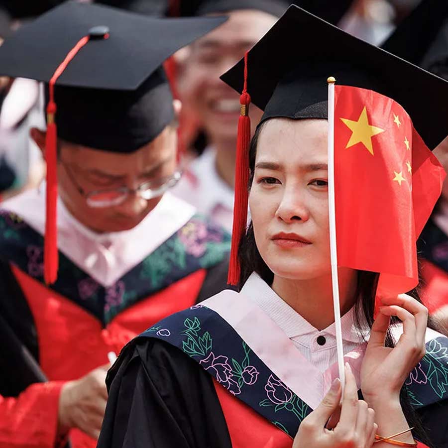 Donald Trump not allowing to issue student visa for 6 lakh Chinese, White House clarifies amid a huge backlash 