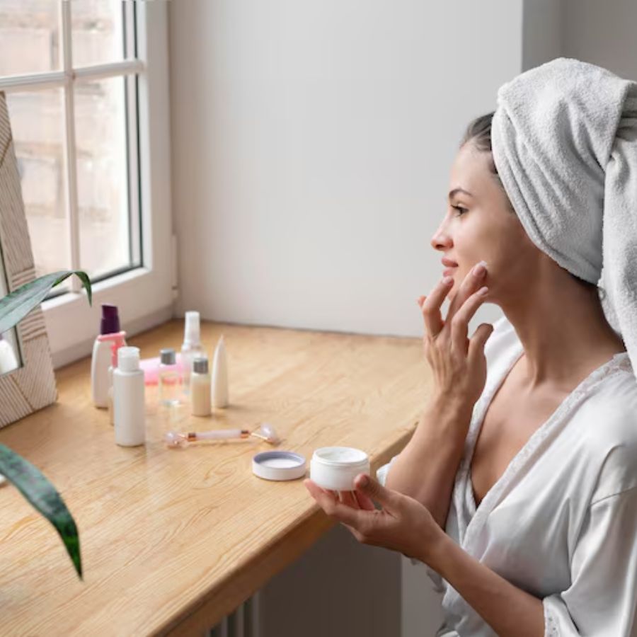 Skincare Tips to keep dry skin moisturized dgtl